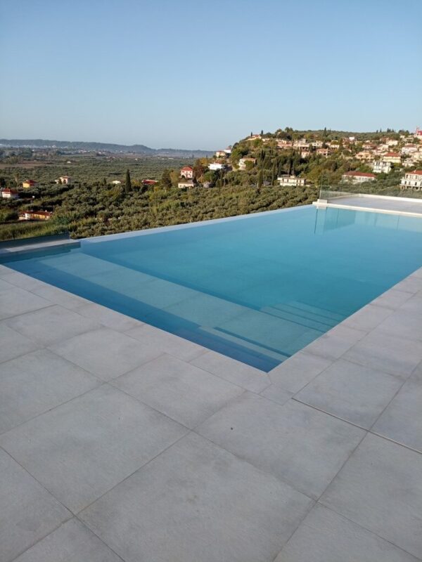 1667840125777 (LOW) 1667840125777 (LOW)